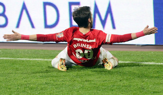 Sezonul trecut, polonezul a avut numele corect scris pe echipamentul de joc. Bilinski, cu un singur n