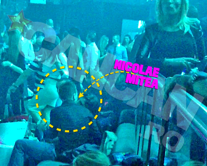 Cei doi s-au sarutat toata noaptea