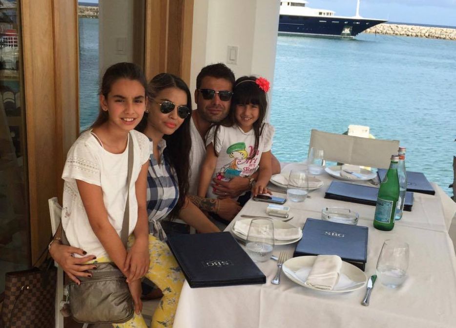 Sandra s-a apropiat foarte mult de fetele lui Adi