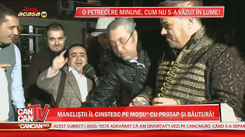 Cum petrec lăutarii de Moş! Adi Minune e fericit de ce a găsit în încălţări: