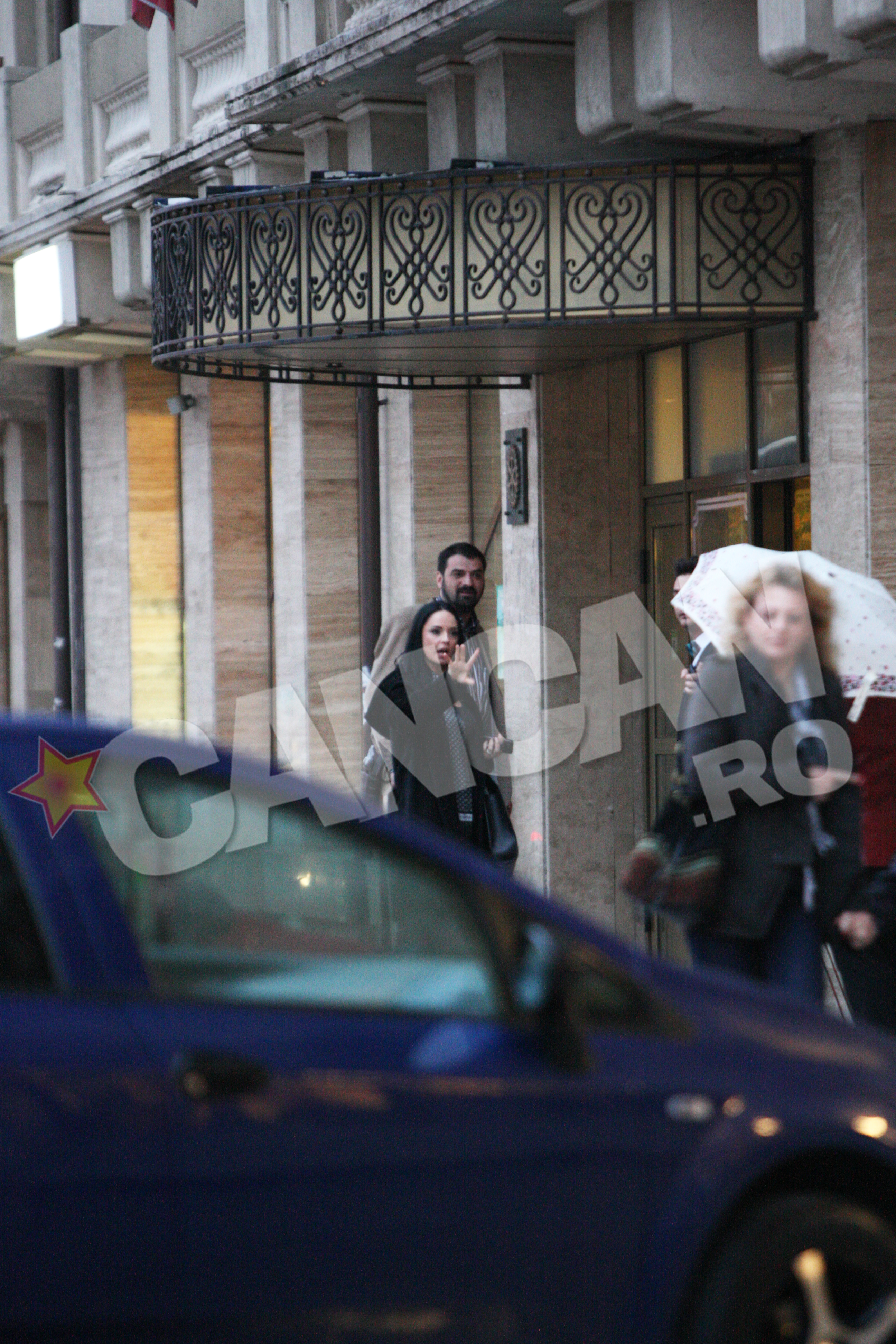 Ajunsa la Ploiesti, Andreea Marin s-a intalnit cu organizatorii evenimentului caritabil si a fost cazata la un hotel de lux