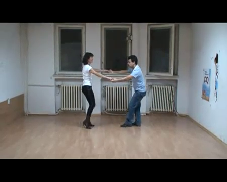 Desi are 57 de ani, Adina Mihalea are un corp de invidiat. Foto: salsadancesilhouette.com