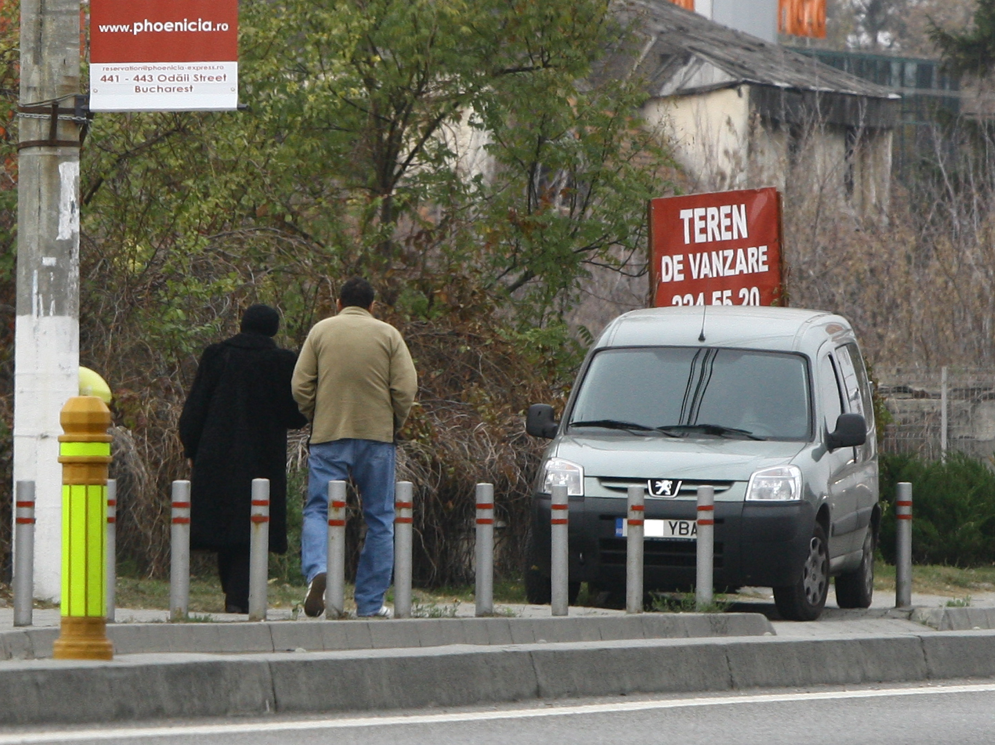 Masina si Soferul lui Serban Ionescu sunt acum la dispozitia mamei lui de 80 de ani