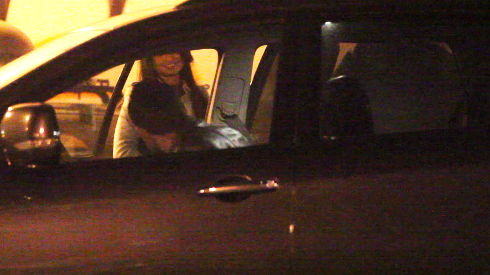 Younes Hamza si o bruneta