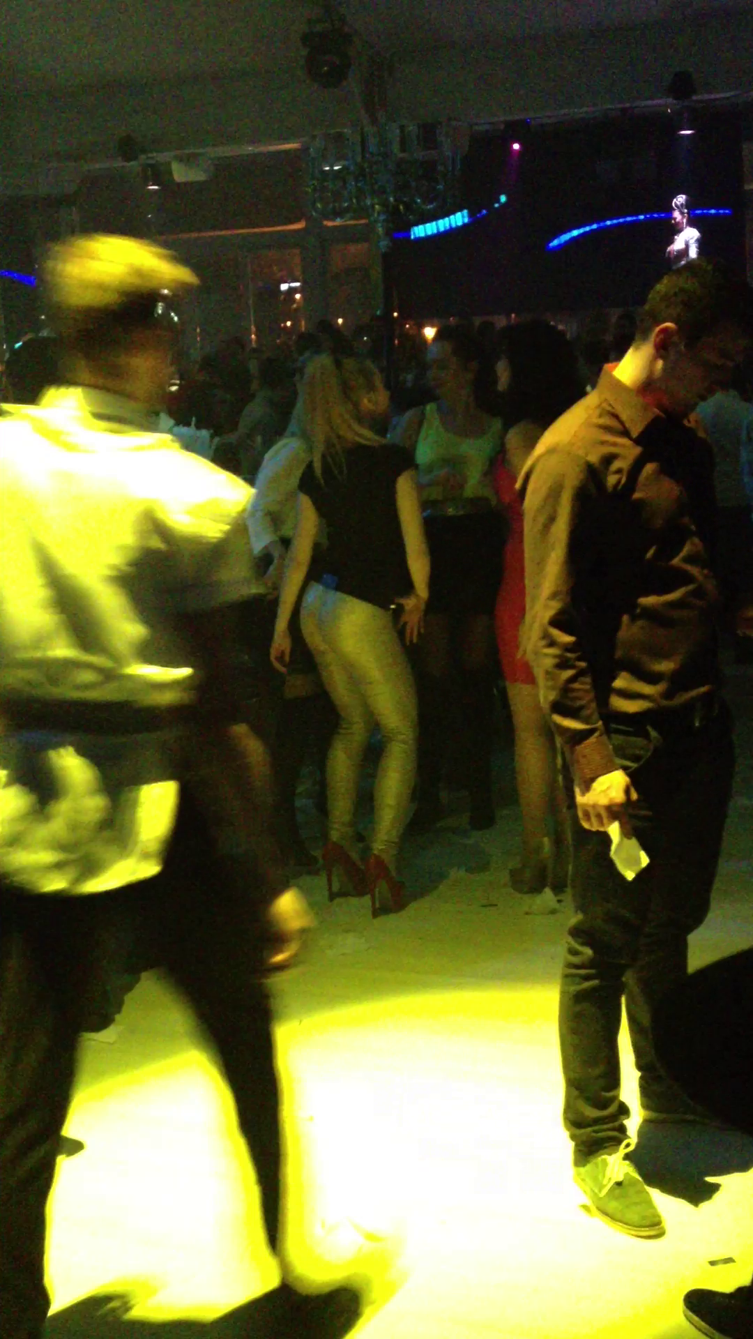 Desi sustinea ca nu are voie sa faca efort fizic, Xonia s-a