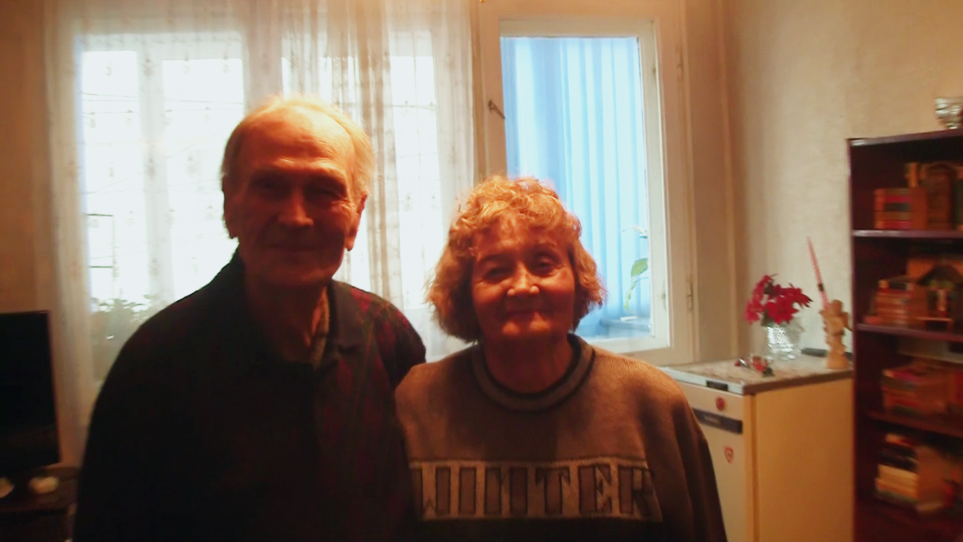 Fascinanta poveste a unui cuplu casatorit de 70 de ani. El a fost in Garda Regala si a infiintat Clubul Dinamo, ea l-a respectat