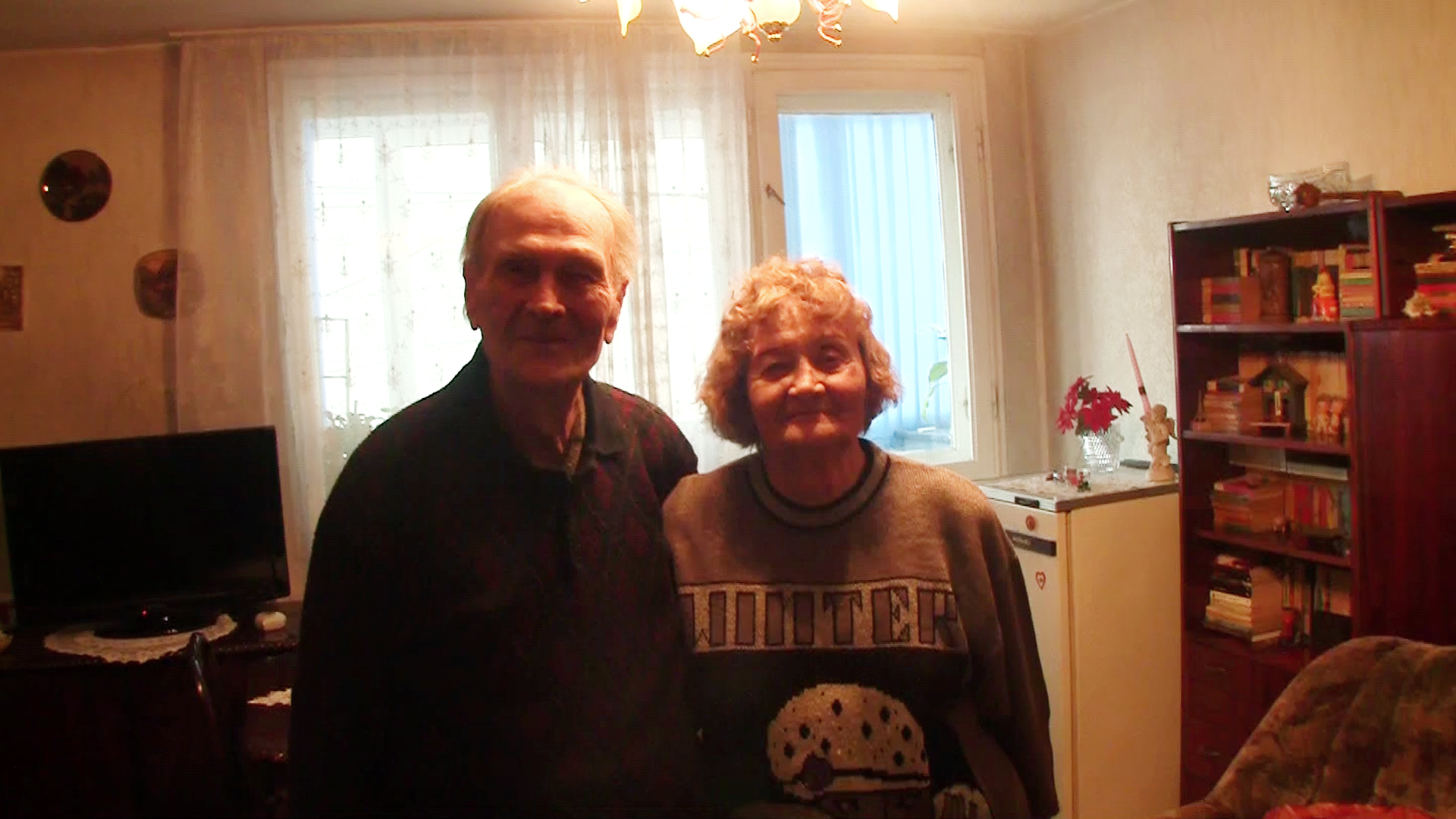 Fascinanta poveste a unui cuplu casatorit de 70 de ani. El a fost in Garda Regala si a infiintat Clubul Dinamo, ea l-a respectat