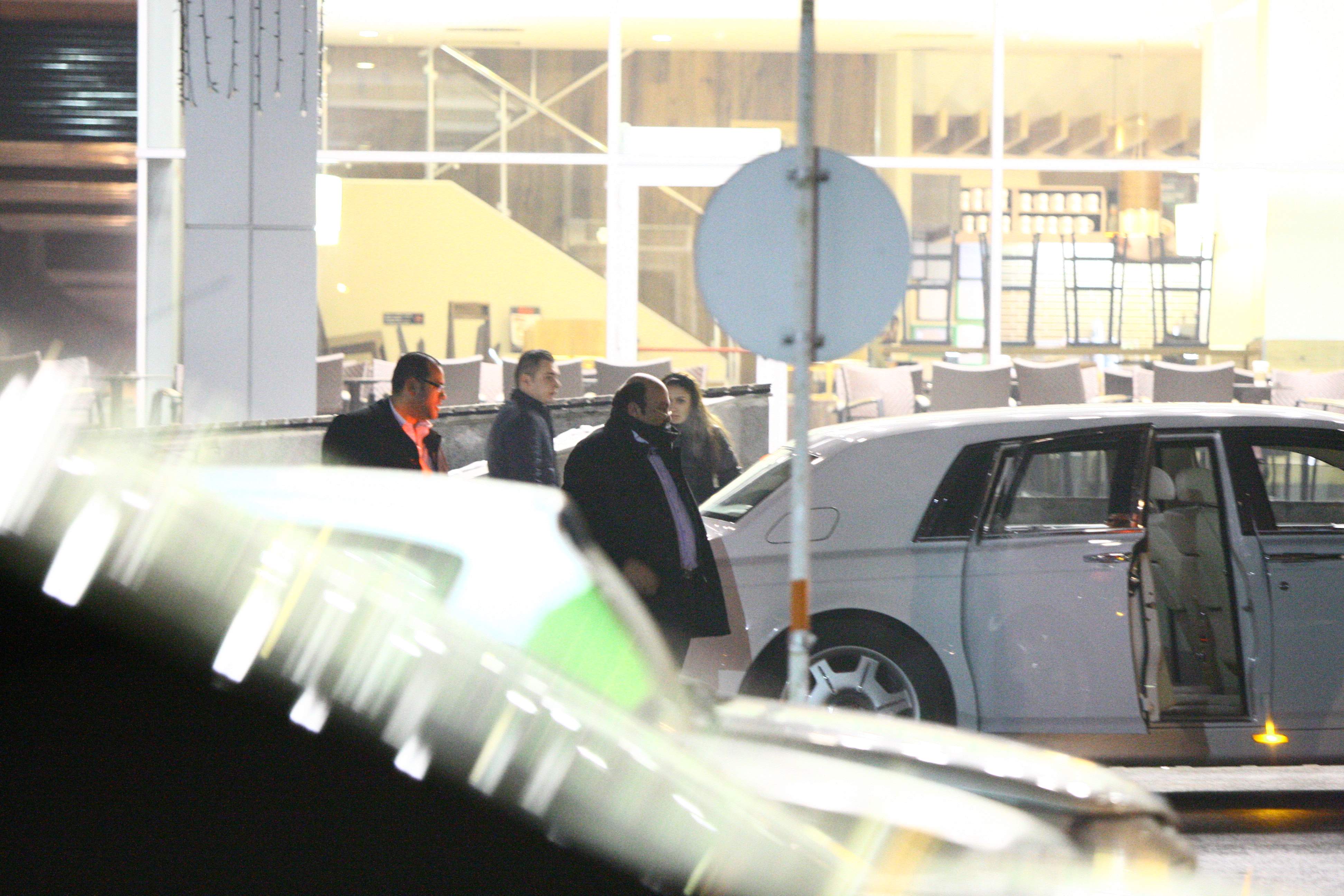 Yasshar Hassan Abbas nu iese in oras fara a fi inconjurat de cel putin unul dintre angajatii sai