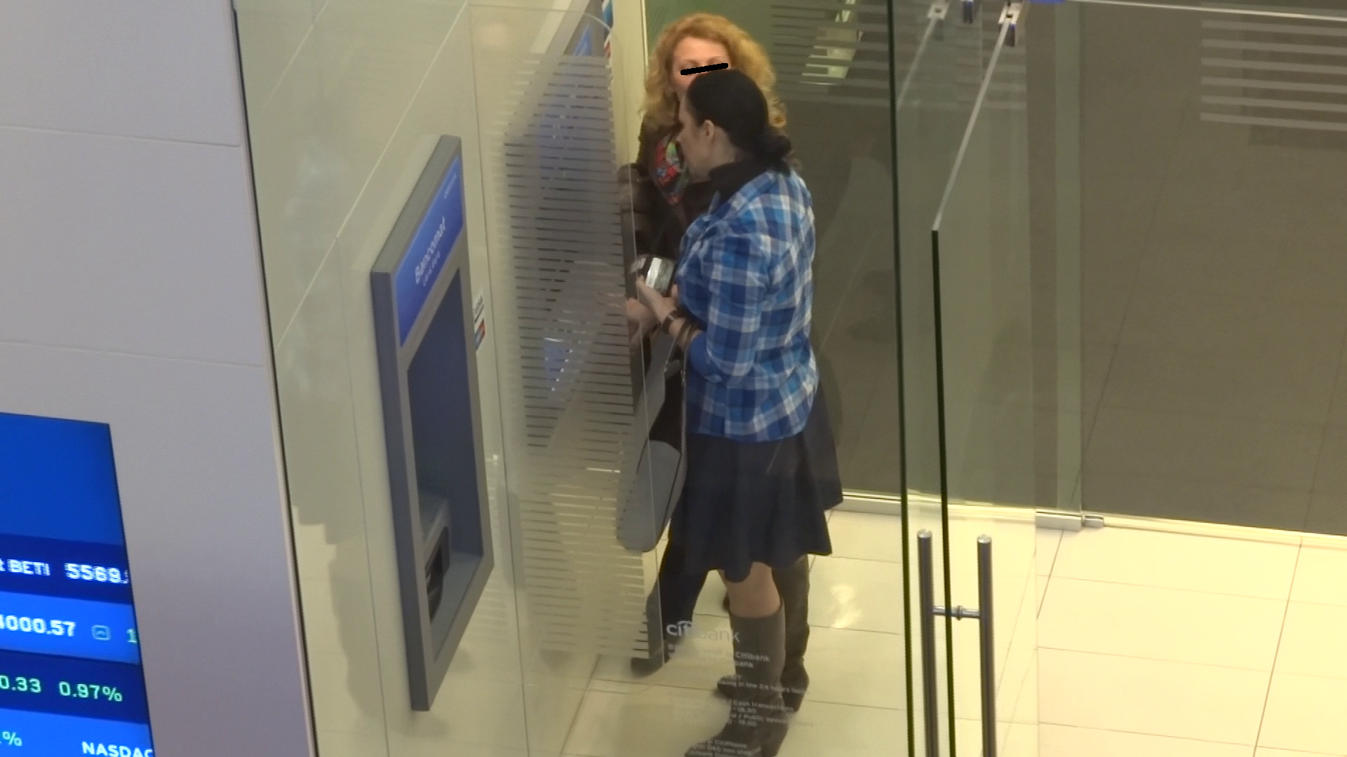 In loc de bani, bancomatul a scos o chitanta pentru Andreea Marin