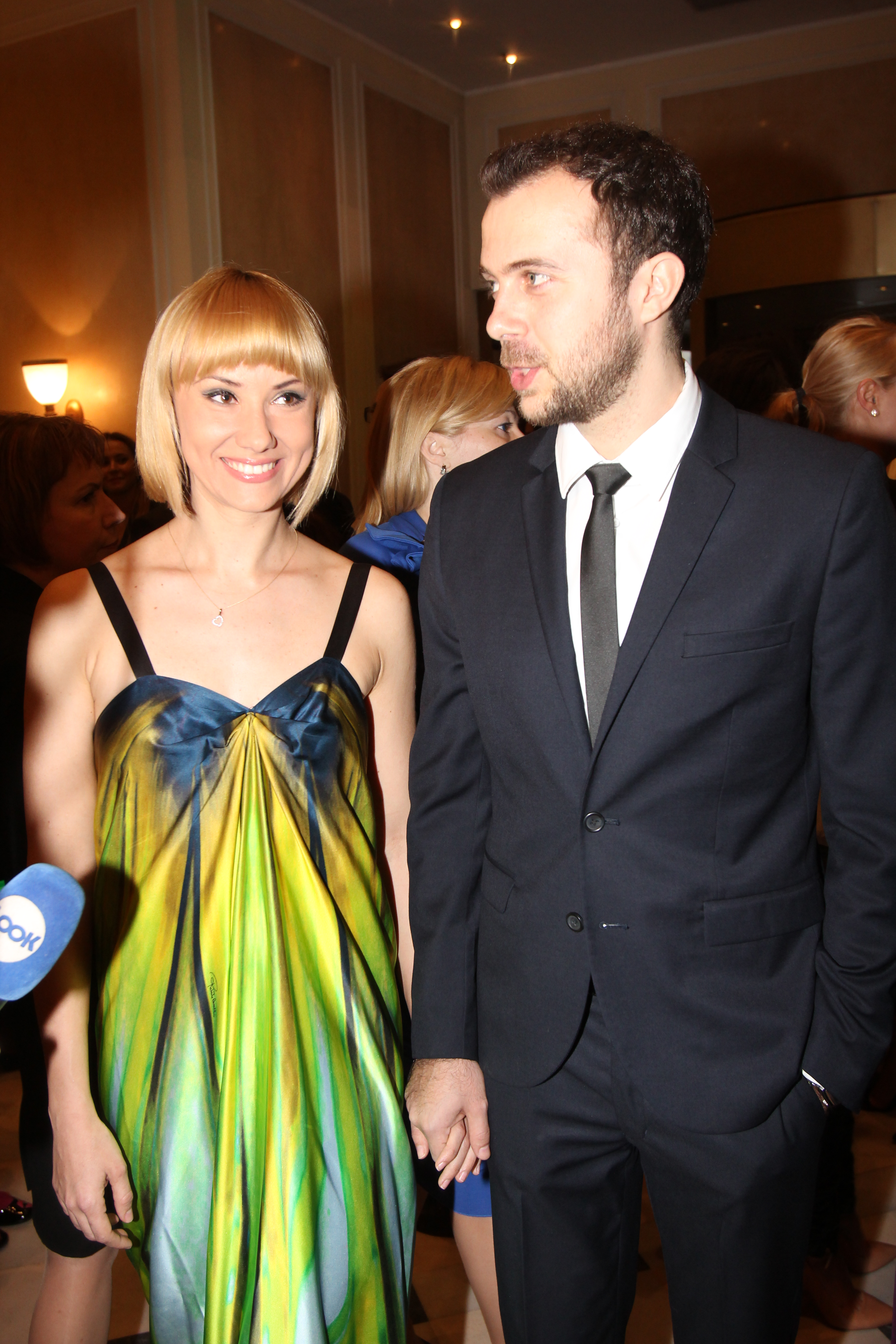 Oana si viitorul ei sot au inceput deja pregatirile de nunta