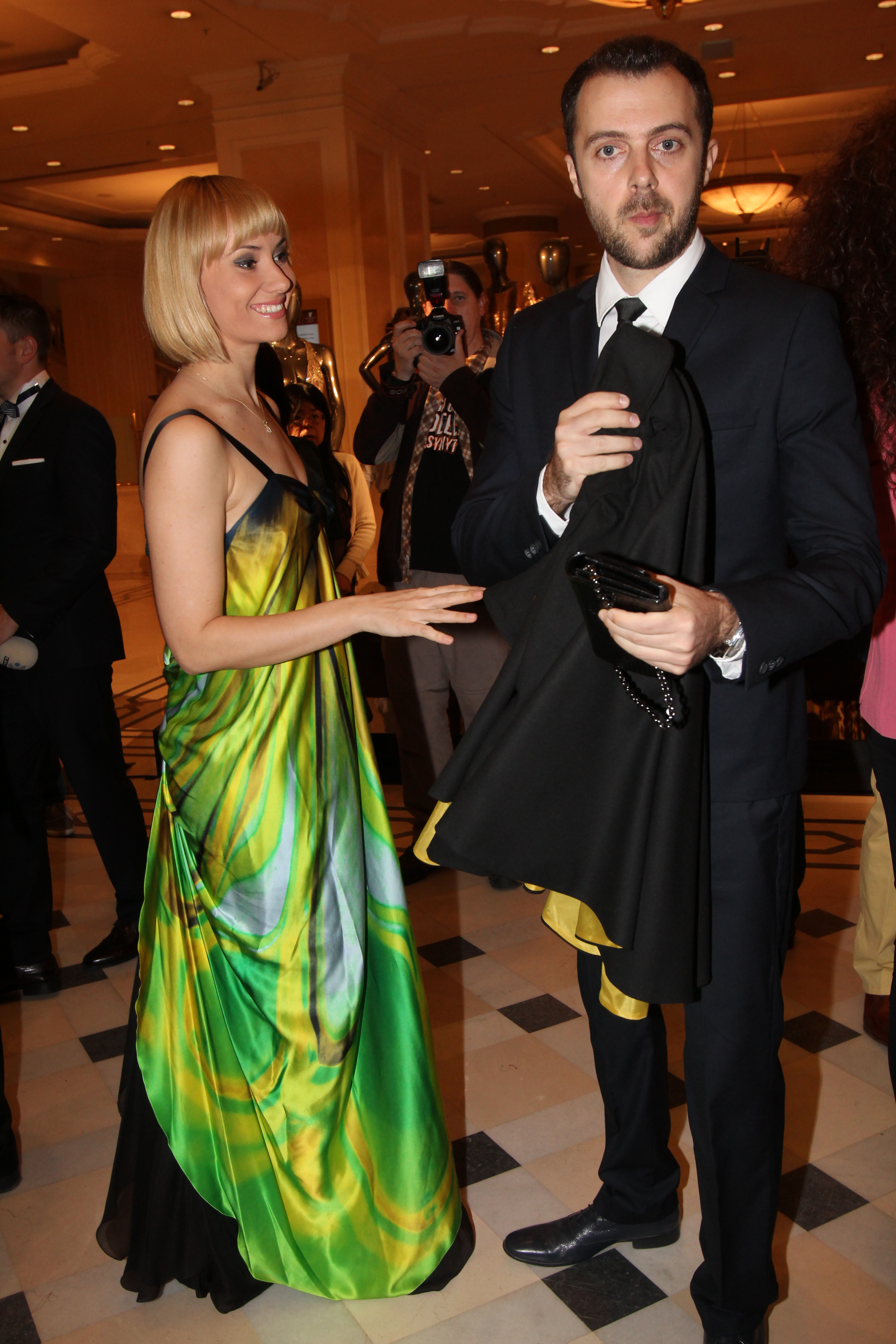 Cei doi exerseaza deja valsul de nunta