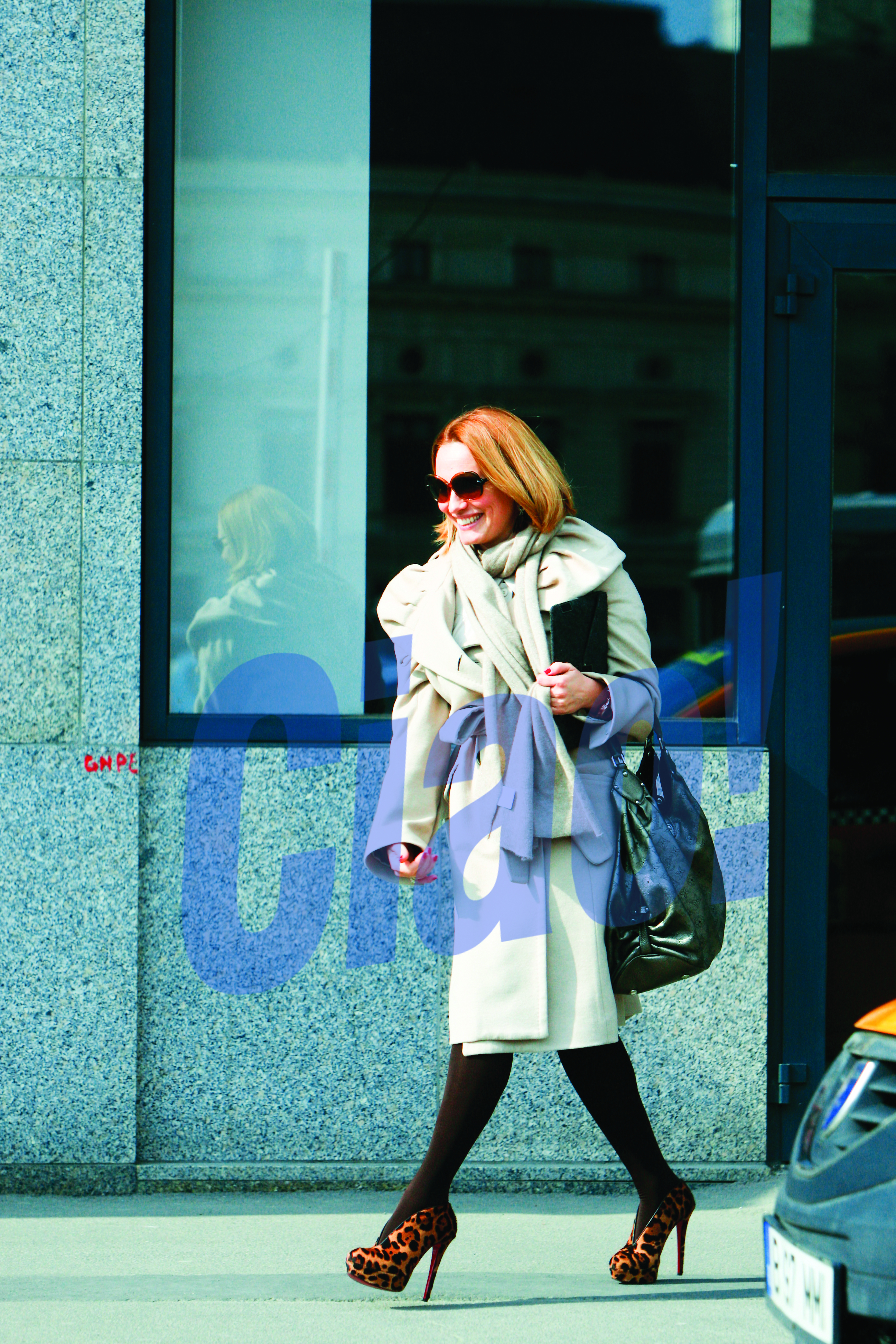 Vedeta TV are o slabiciune pentru pantofii 