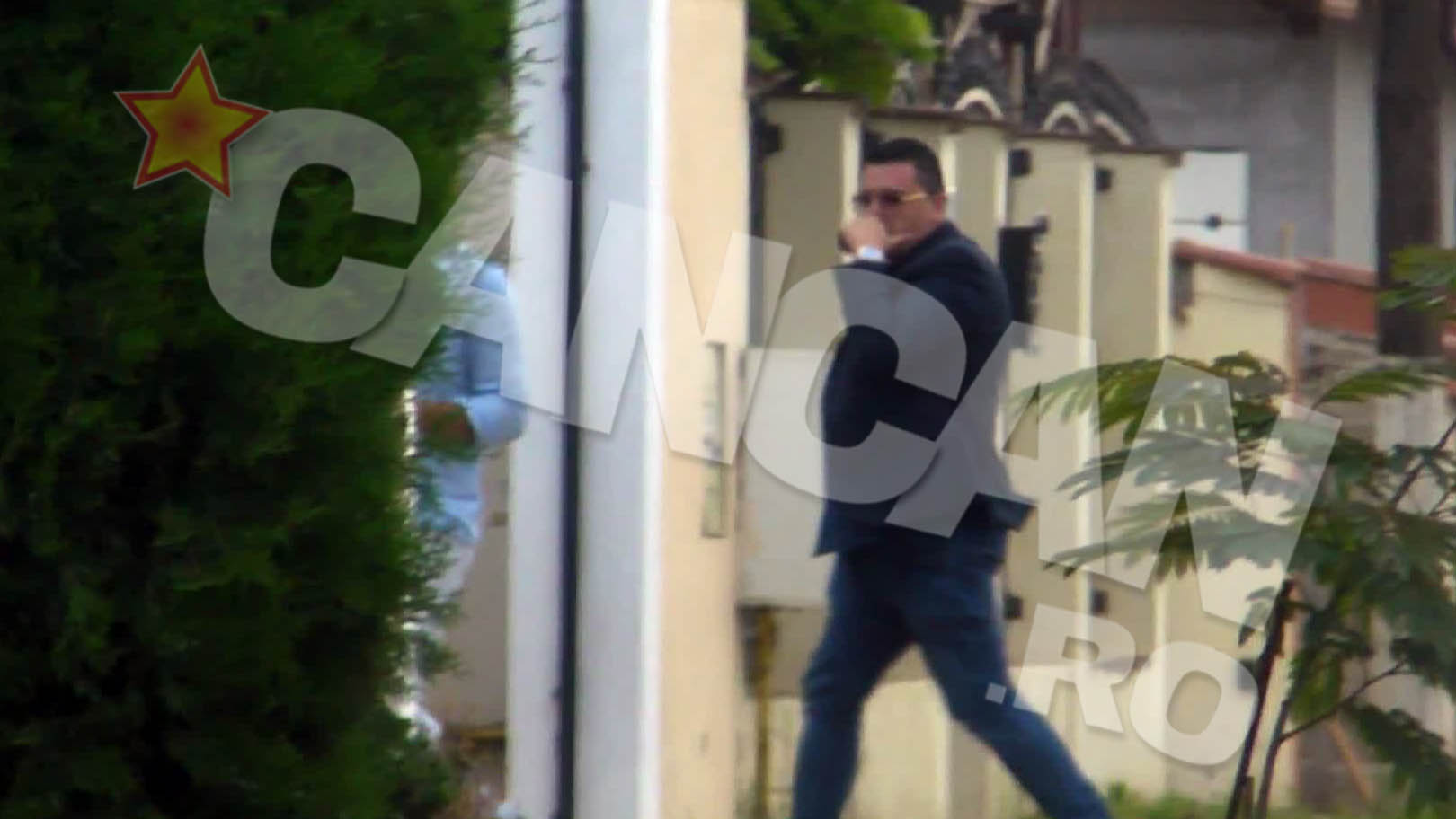 De la restaurant, Lucian a luat un taxi direct catre Cernica, localitatea in care are casa Inna