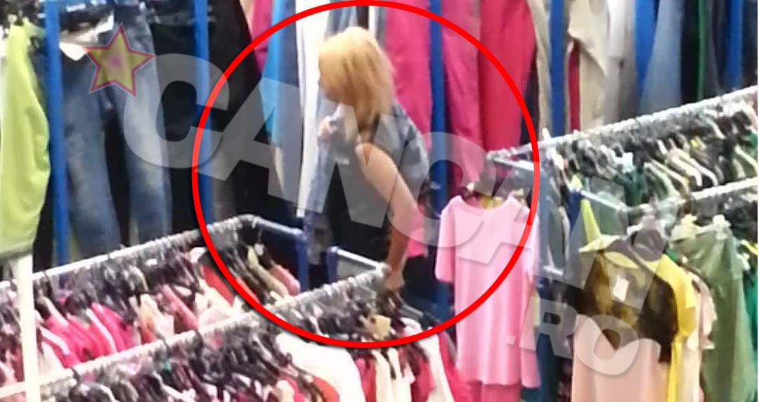 Daniela Gyorfi se simte ca pestele in apa in mijlocul magazinului ticsit de haine