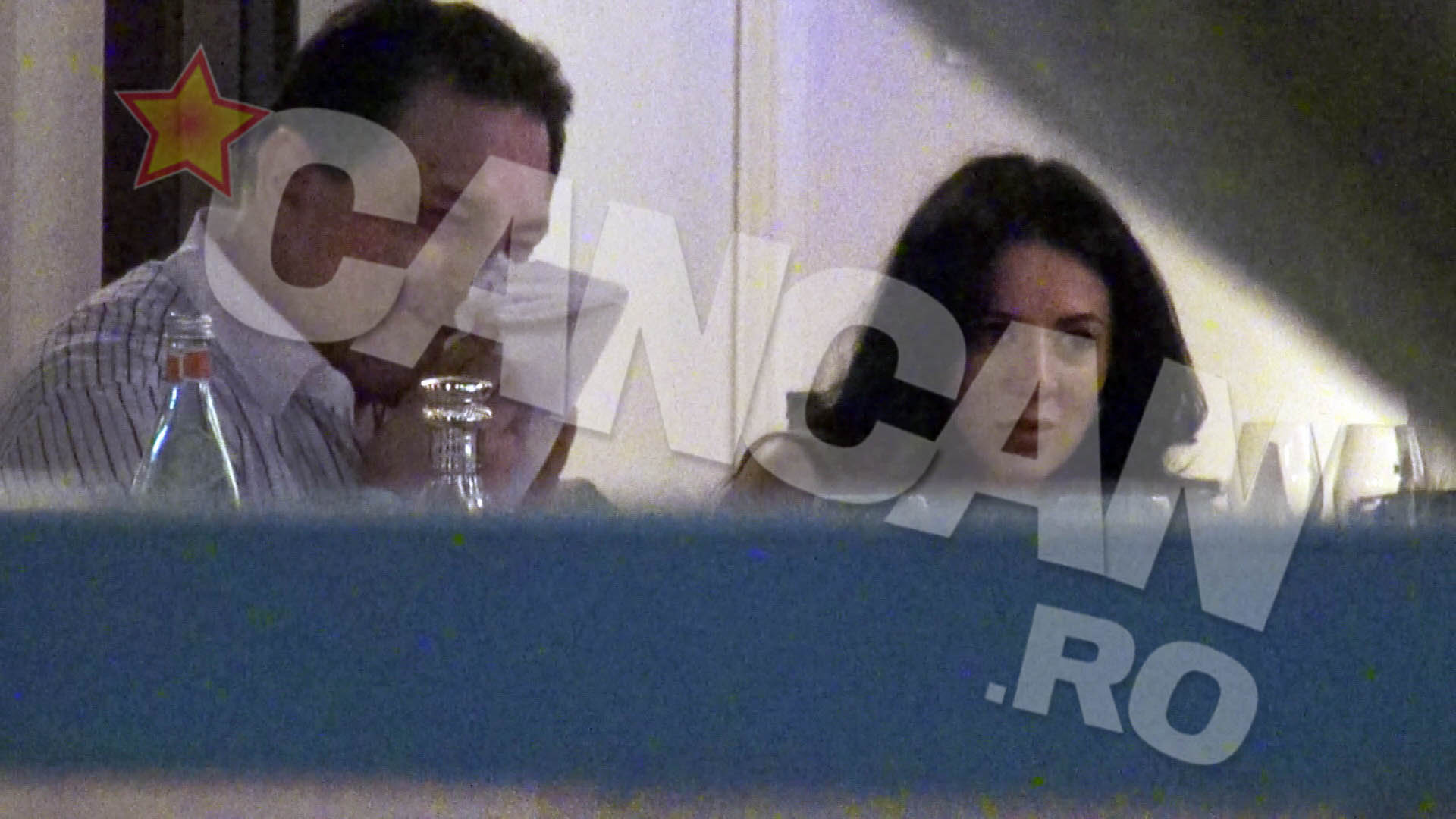 De atata vorbit a si transpirat. Mai ales ca e in prezenta a trei doamne, printre care si iubita sa, Oana Mizil