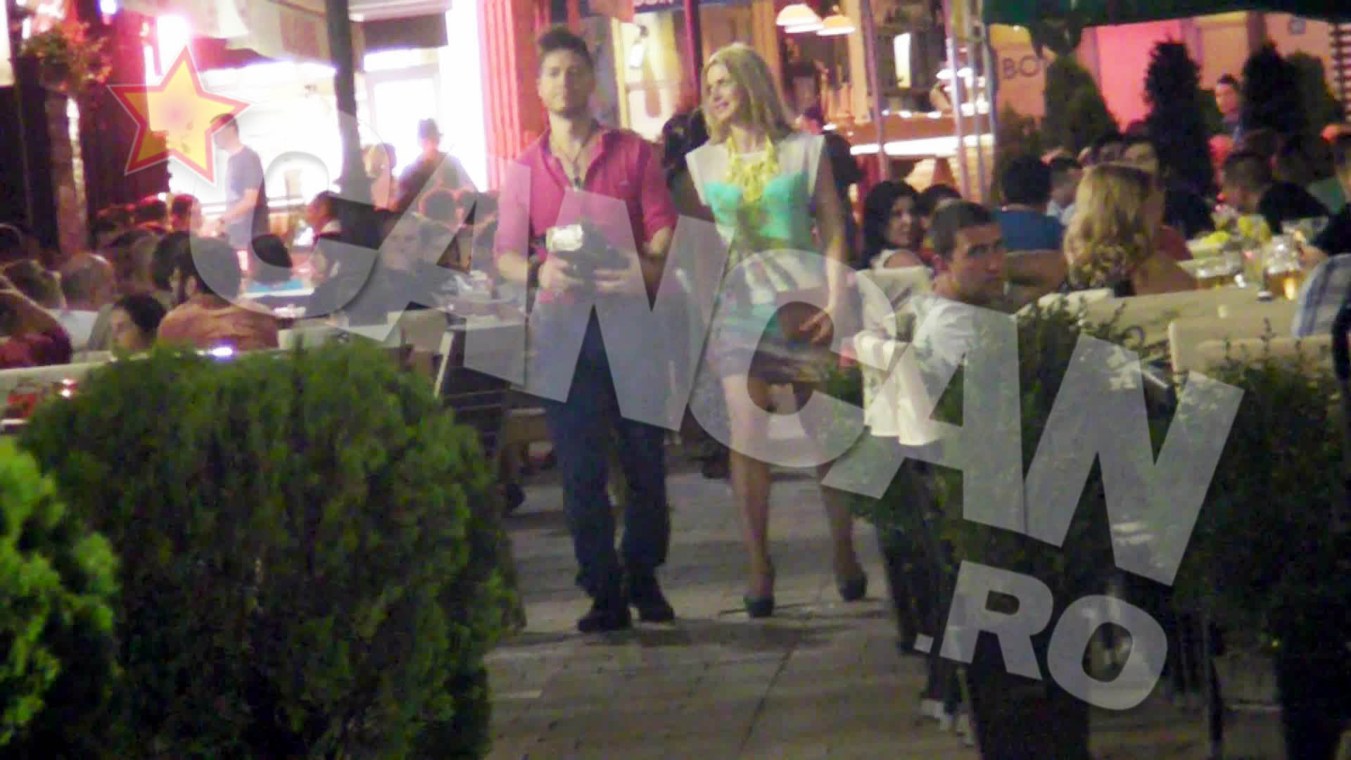 Cei doi au sarbatorit depunerea actelor in doi, in Centrul Vechi