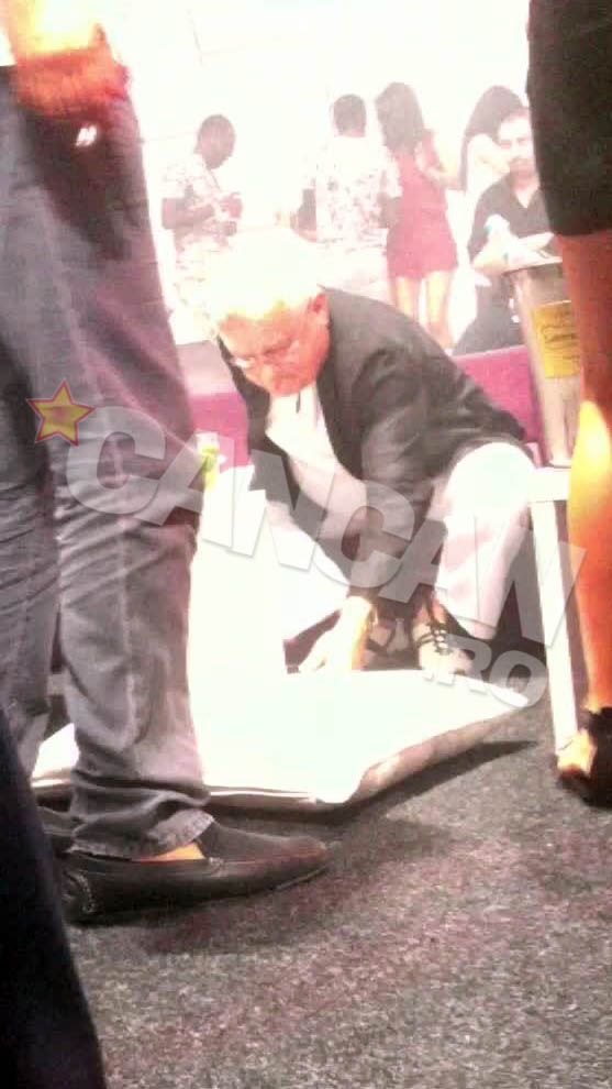 La un moment dat, Iri a cules o perna de pe jos si a aranjat-o la locul ei pe canapea