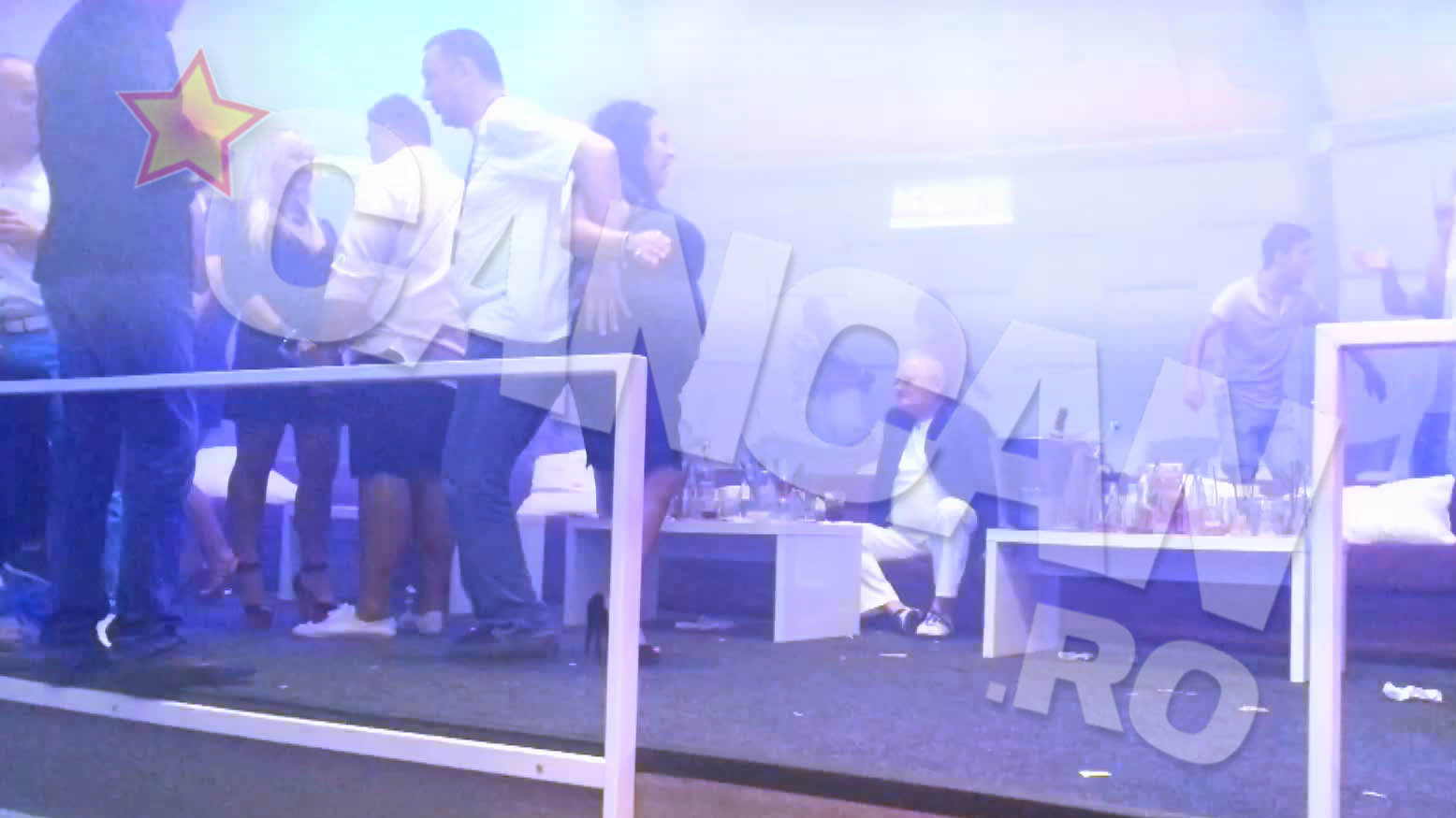 Apoi, a continuat sa se plictiseasca