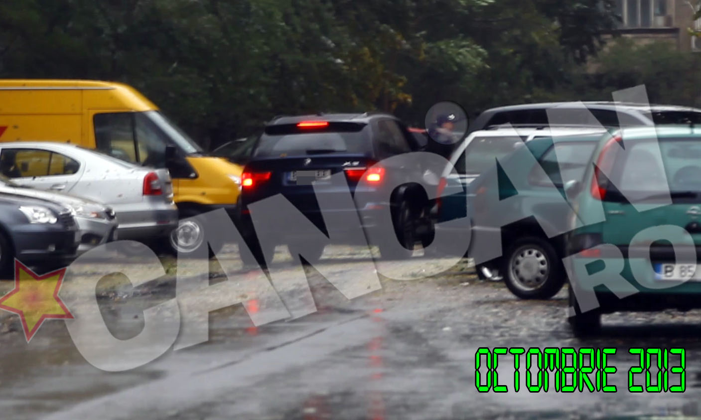 Daca in urma cu cateva saptamani se ascundea pe bancheta din spate, acum si-a castigat locul langa Banica