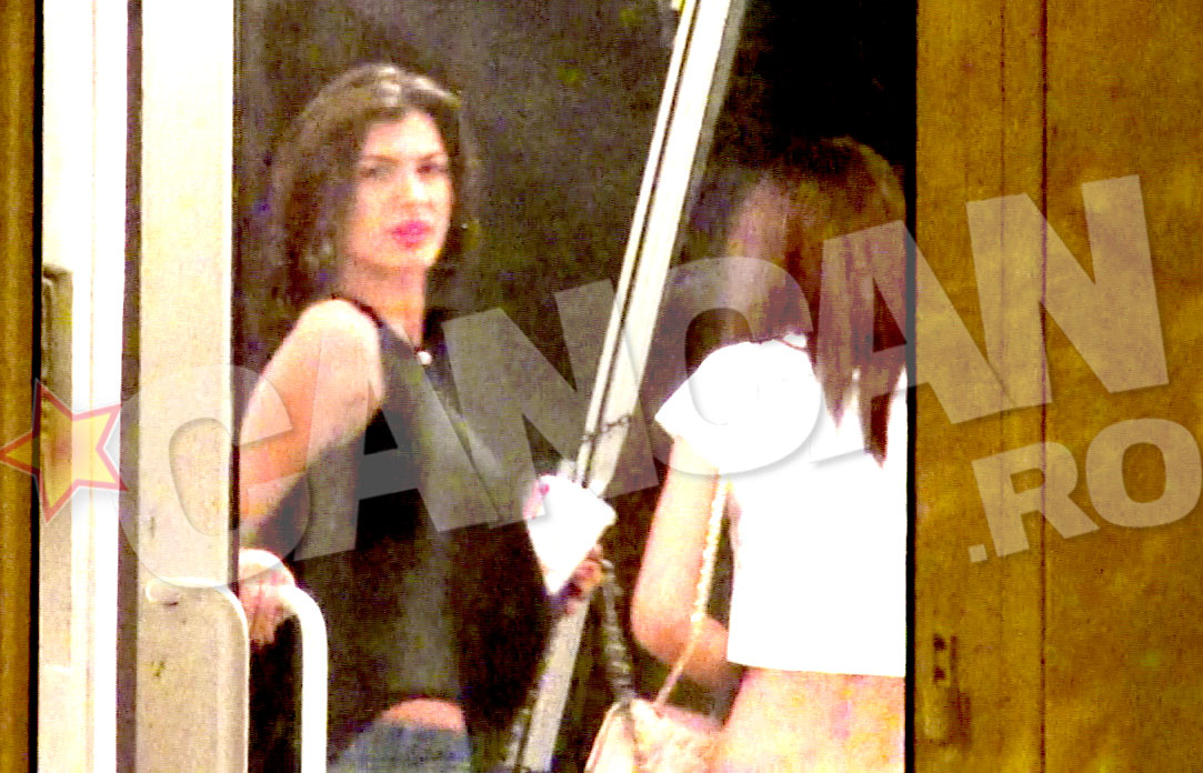 Si s-au retras in apartamentul Madalinei