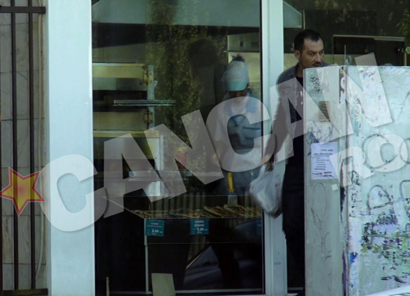 Stefan a luat covrigi calzi pentru iubita sa