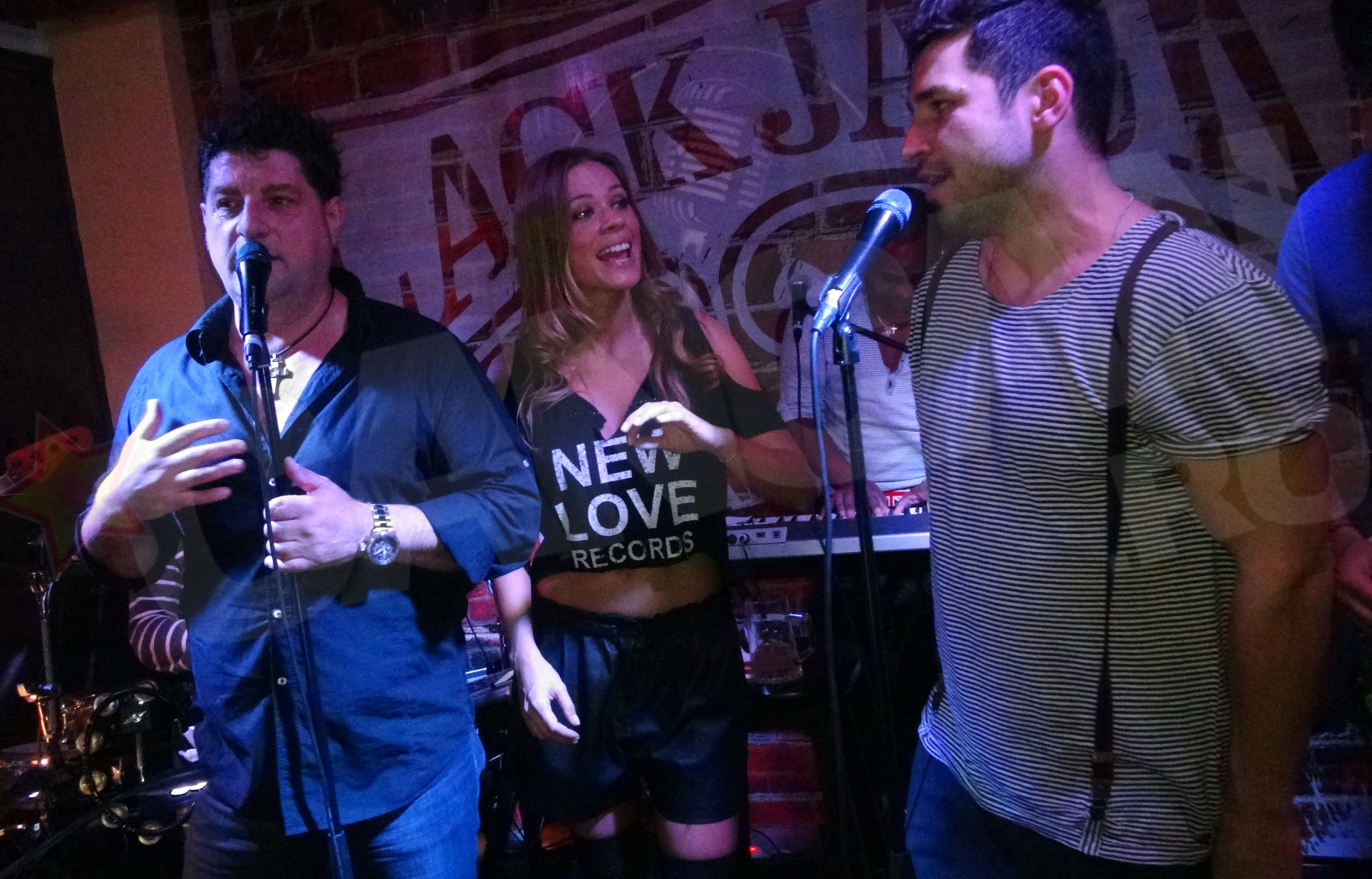 Emma si Tavi canta impreuna de ani buni