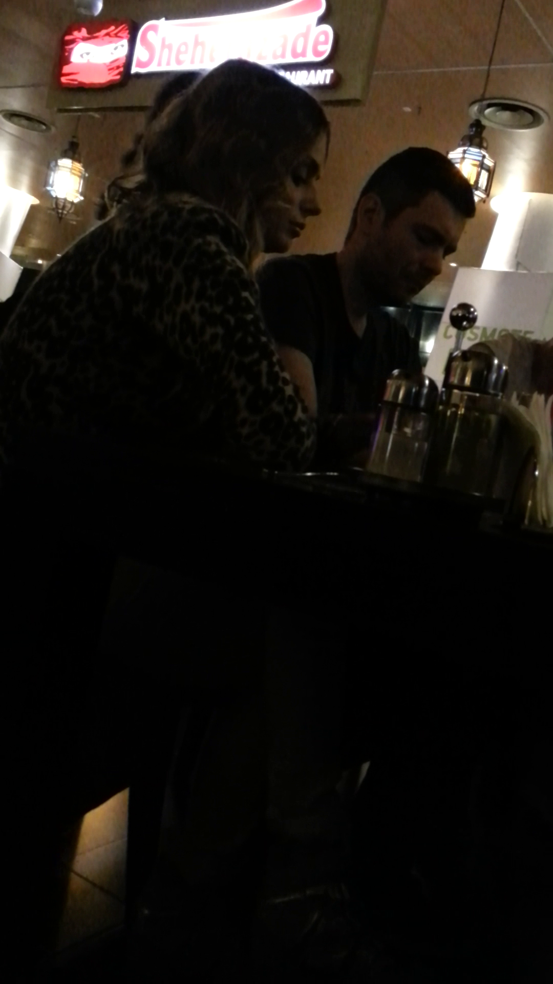 Jojo a iesit cu noua familie la mall