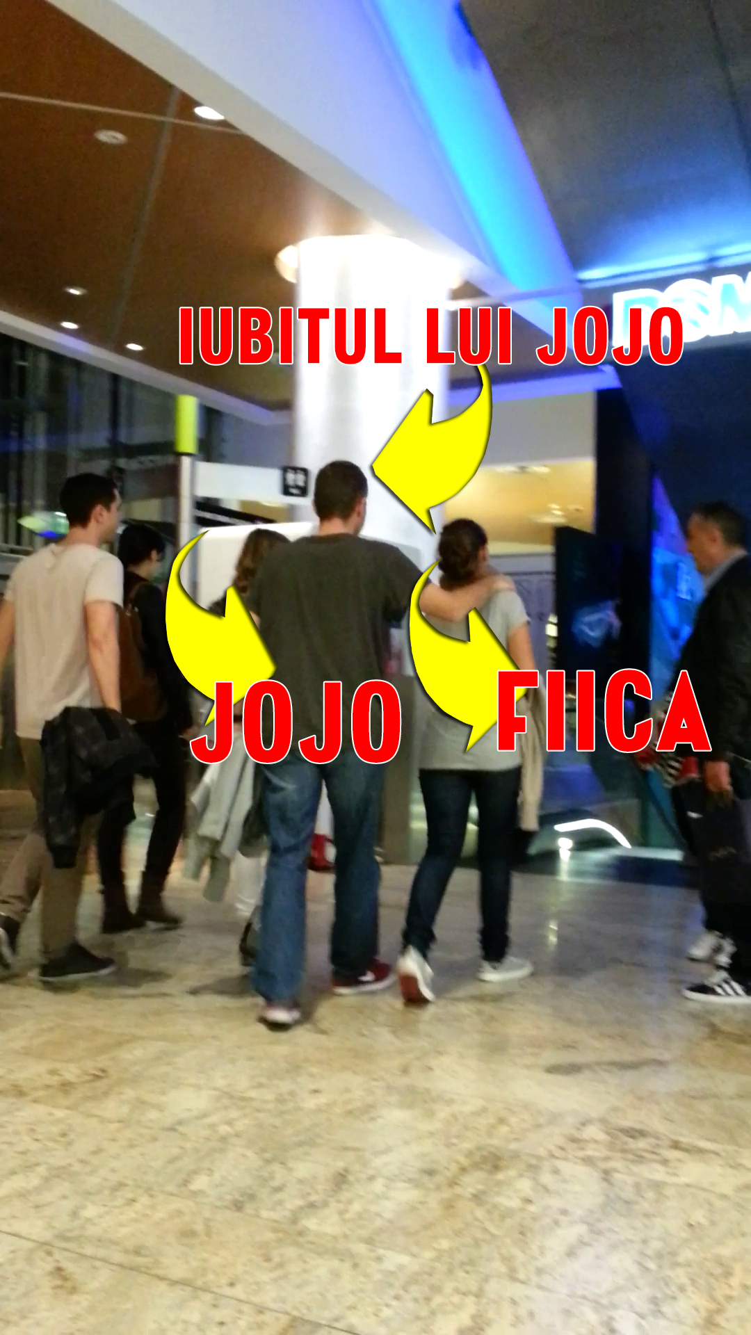 Iubitul a neglijat-o pe Jojo, in favoarea fiicei lui