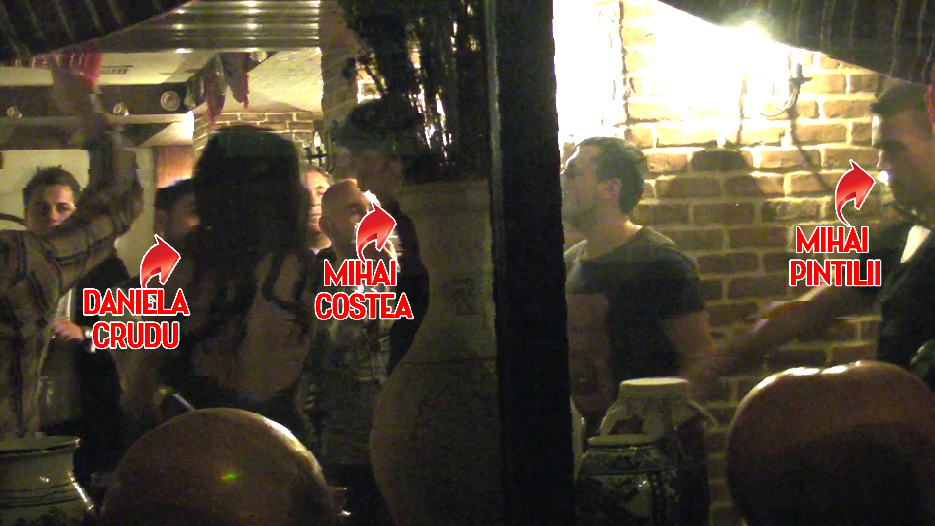 Stelistii au baut vin si s-au distrat in compania lautarilor