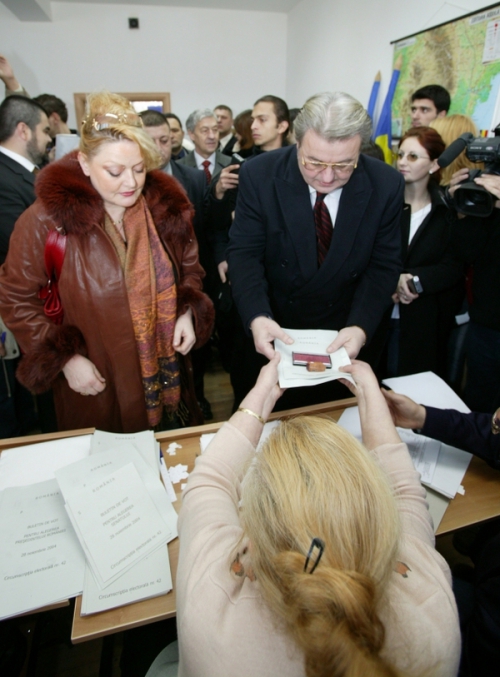 Sotia lui Vadim este o femeie foarte discreta