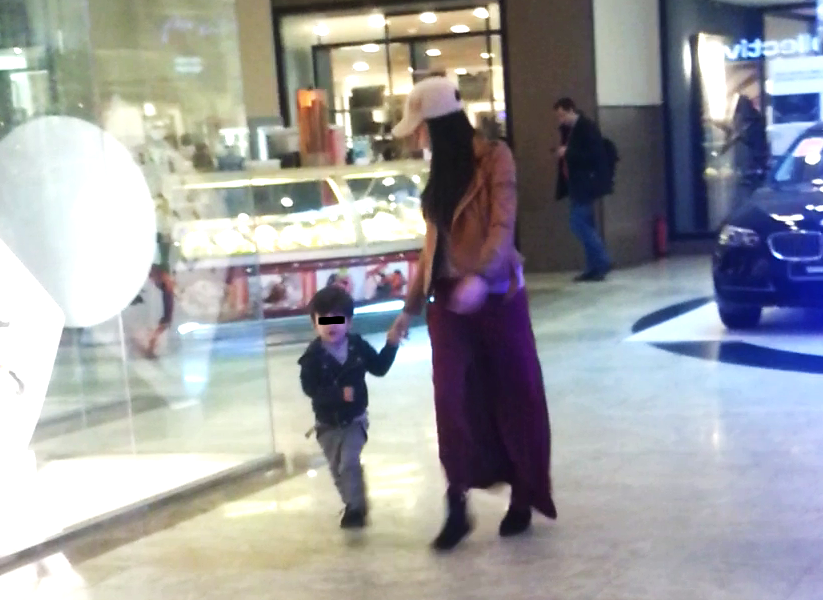 Bety Salam s-a transformat in mama pentru verisorul ei