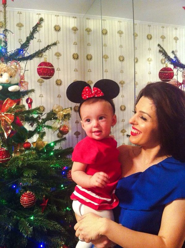 Diana este topita dupa micuta ei