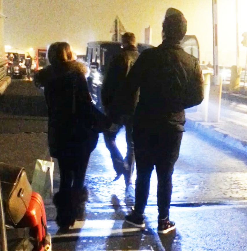 Victoras Micula si iubita lui par foarte indragostiti