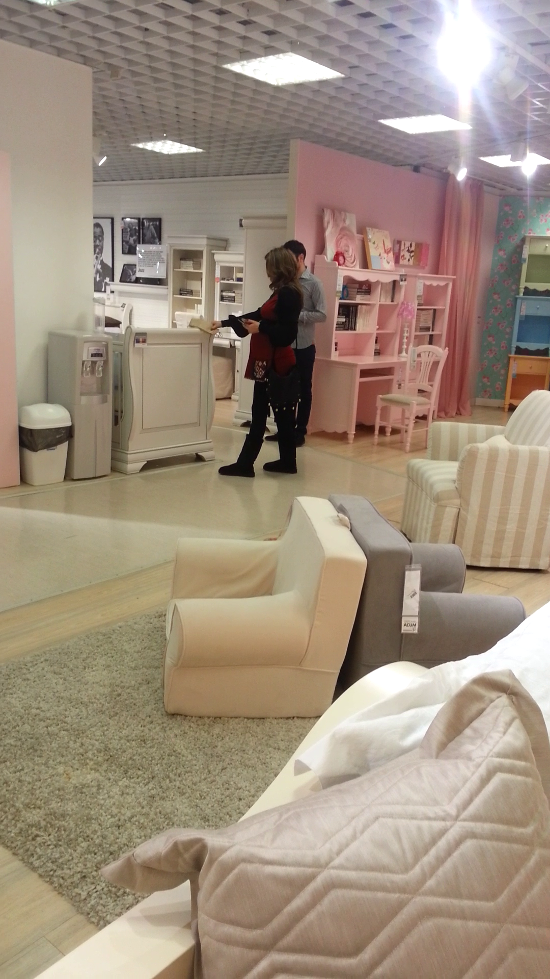 Jumatate de ora i-a luat cantaretei sa studieze un patut