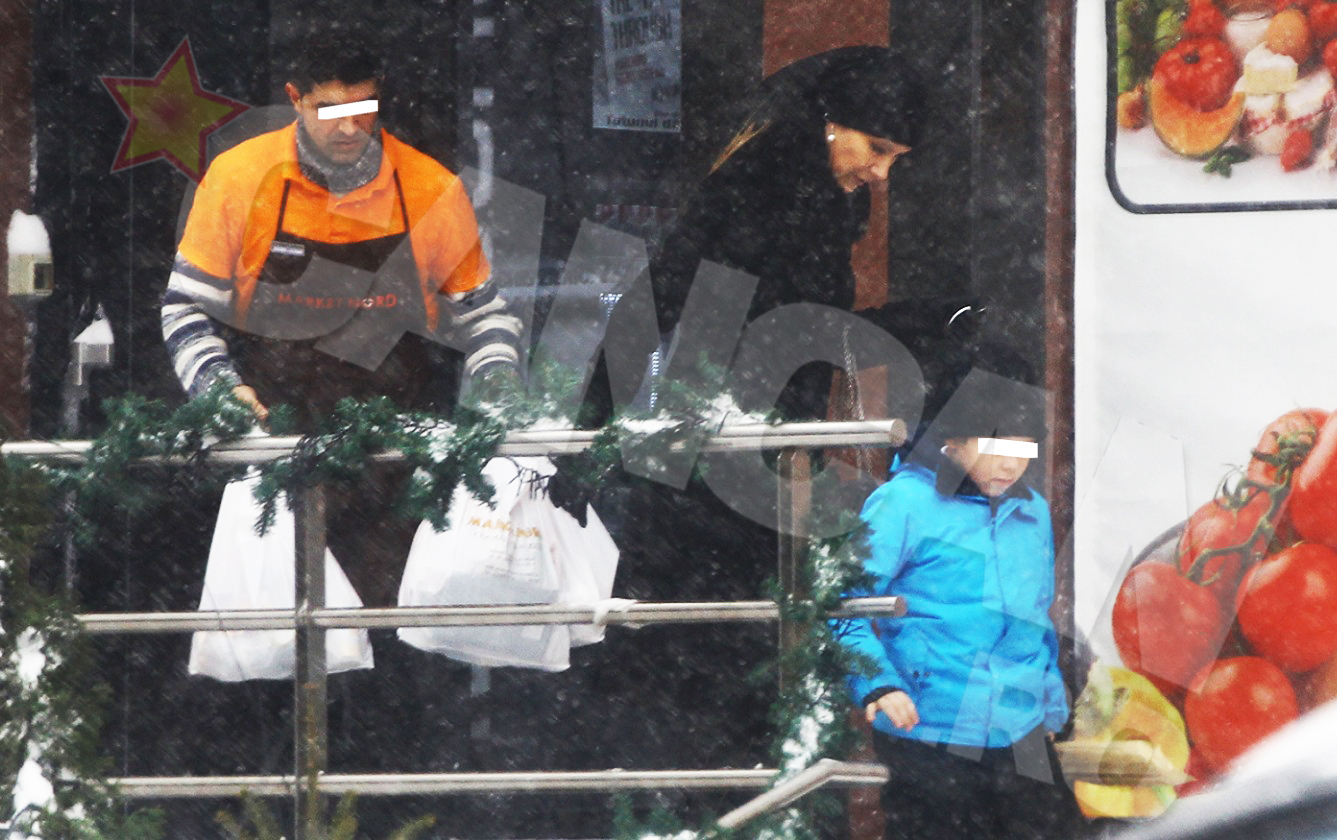 Romanita si fiul ei sunt nedezlipiti dupa disparitia lui Adrian Iovan