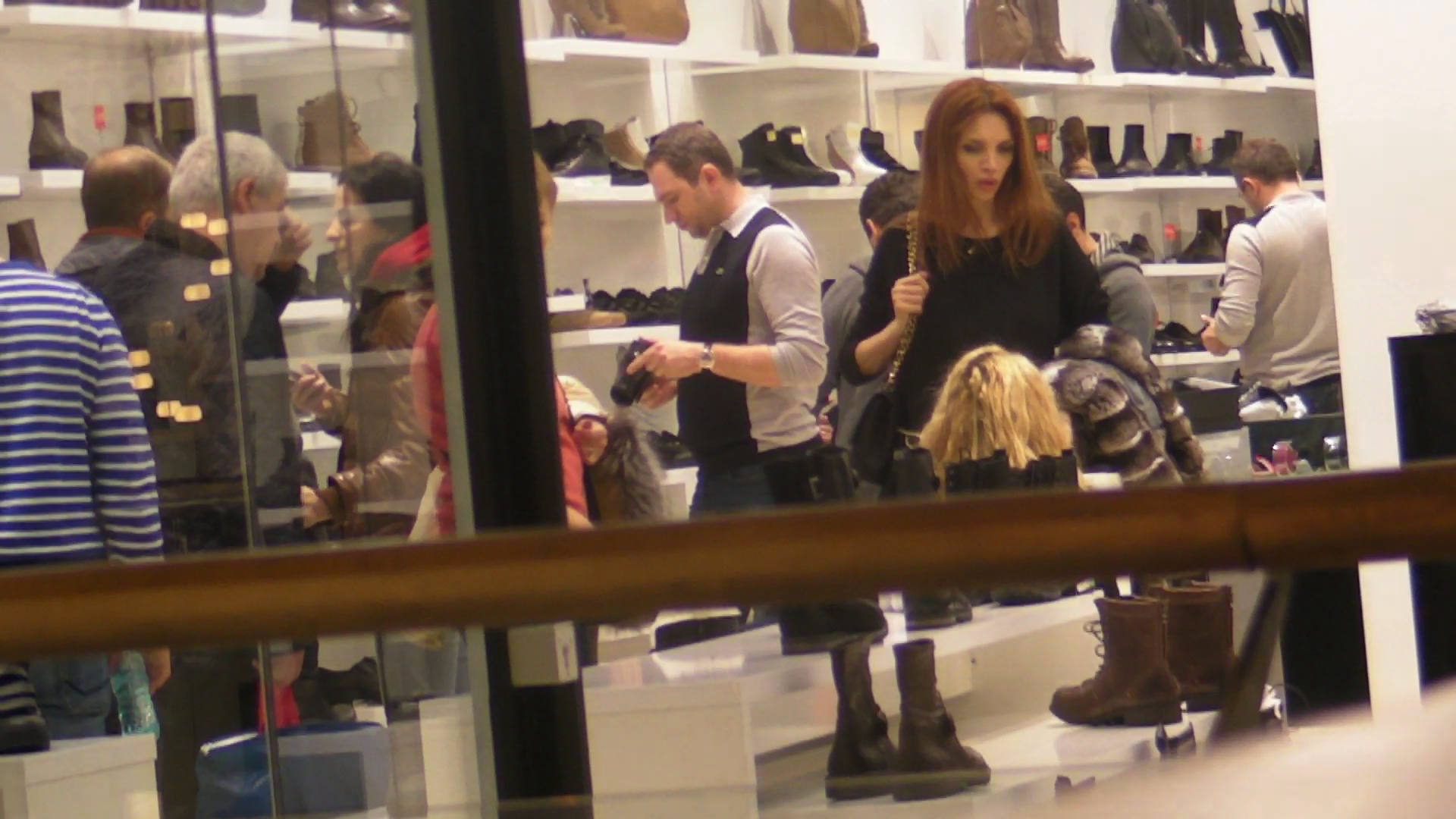 Sotului, in schimb, i-au trebuit 40 de minute sa se hotarasca la incaltari