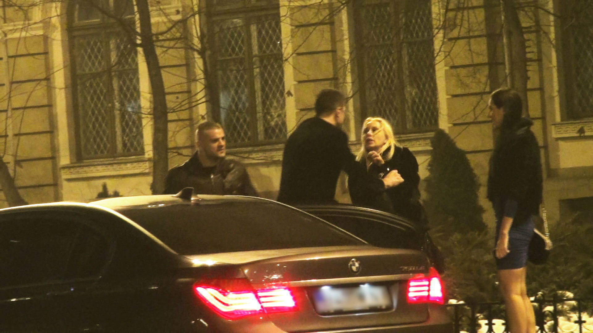 Simona cauta cearta cu noul iubit