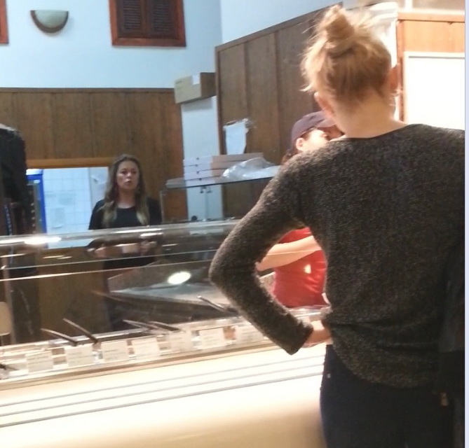 Fosta sotie a lui Sabin Ilie le da indicatii angajatilor sai