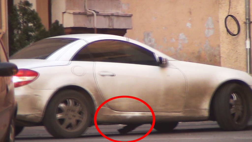 Masina Simonei Sensual n-a mai trecut nici pe la mecanic, nici pe la spalatorie