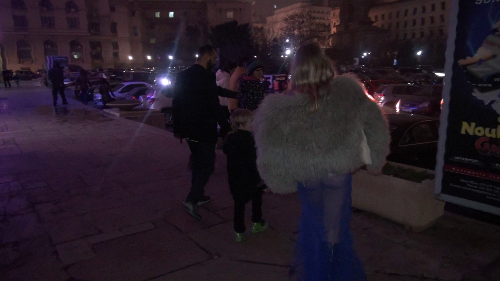 De la spate, cantareata a oferit o imagine incredibil de sexy