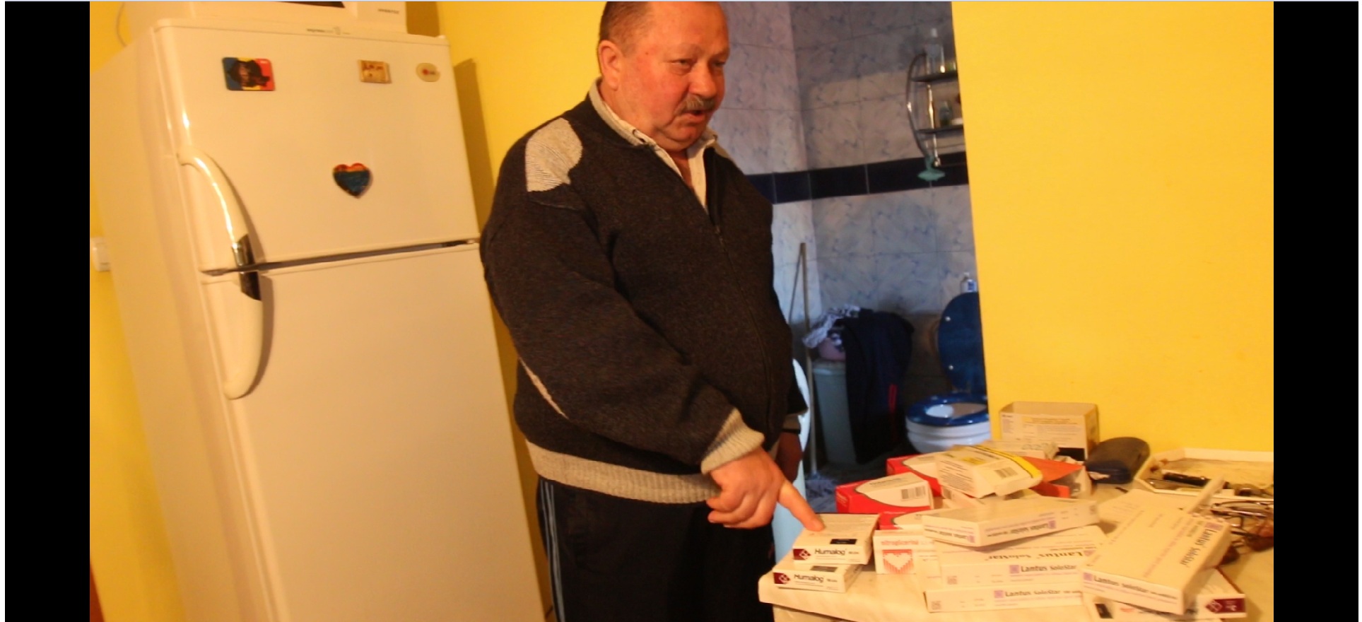 In fiecare zi, Eugeniu Cristea are de luat un pumn de mecdicamente