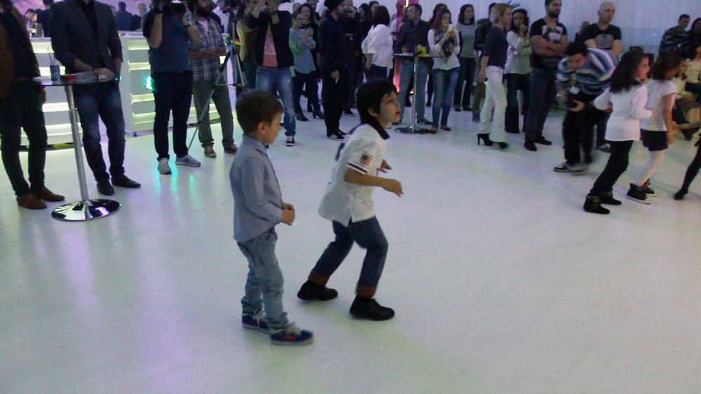 Aidan danseaza doar atunci cand stie ca nimeni nu il priveste