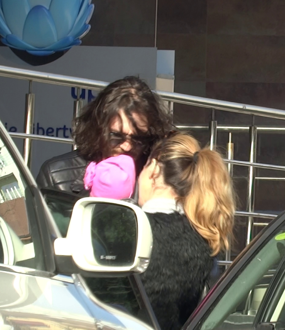 Florin Dumitrescu si fetita - 7