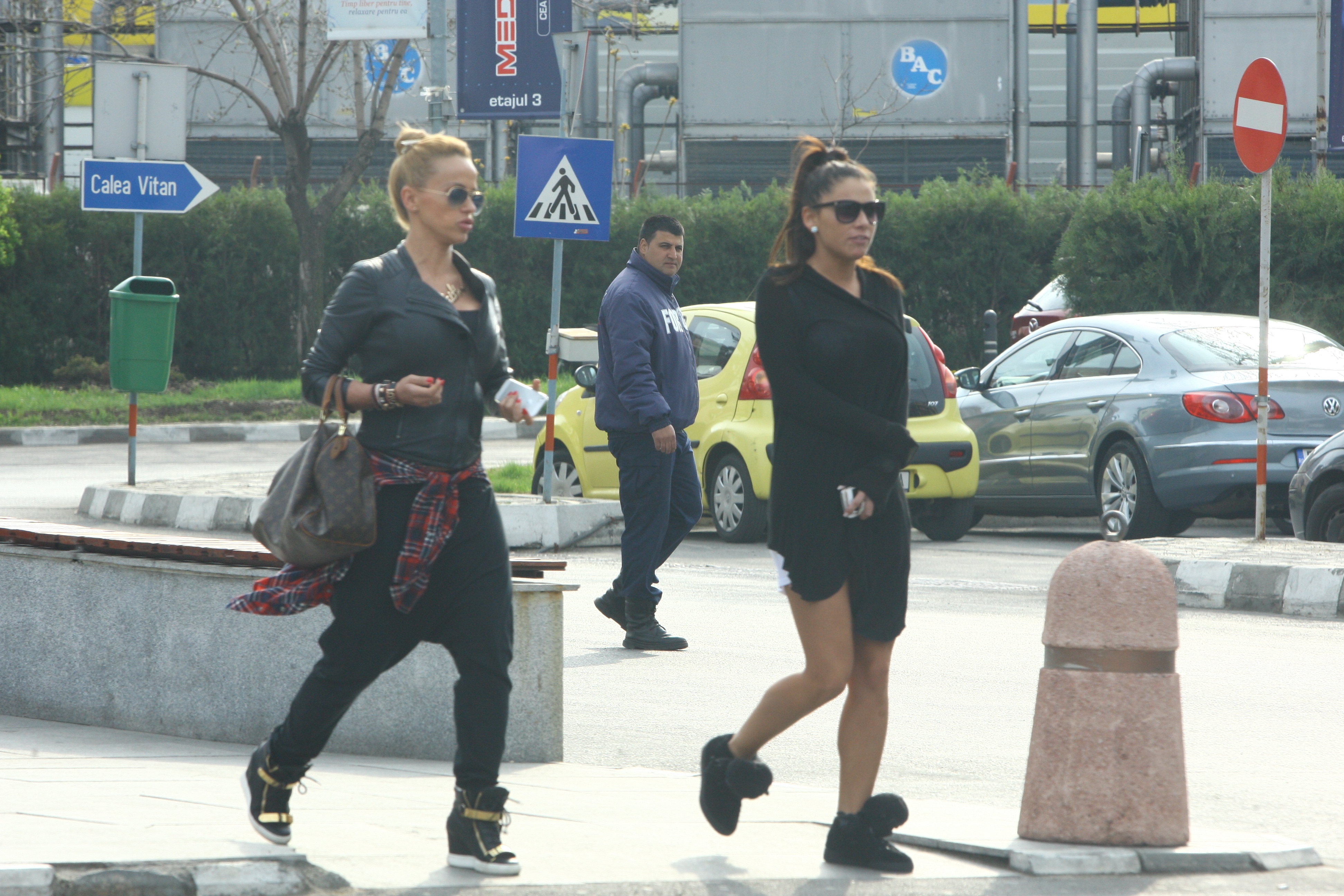 Roxana Vancea si Anda Adam - 4