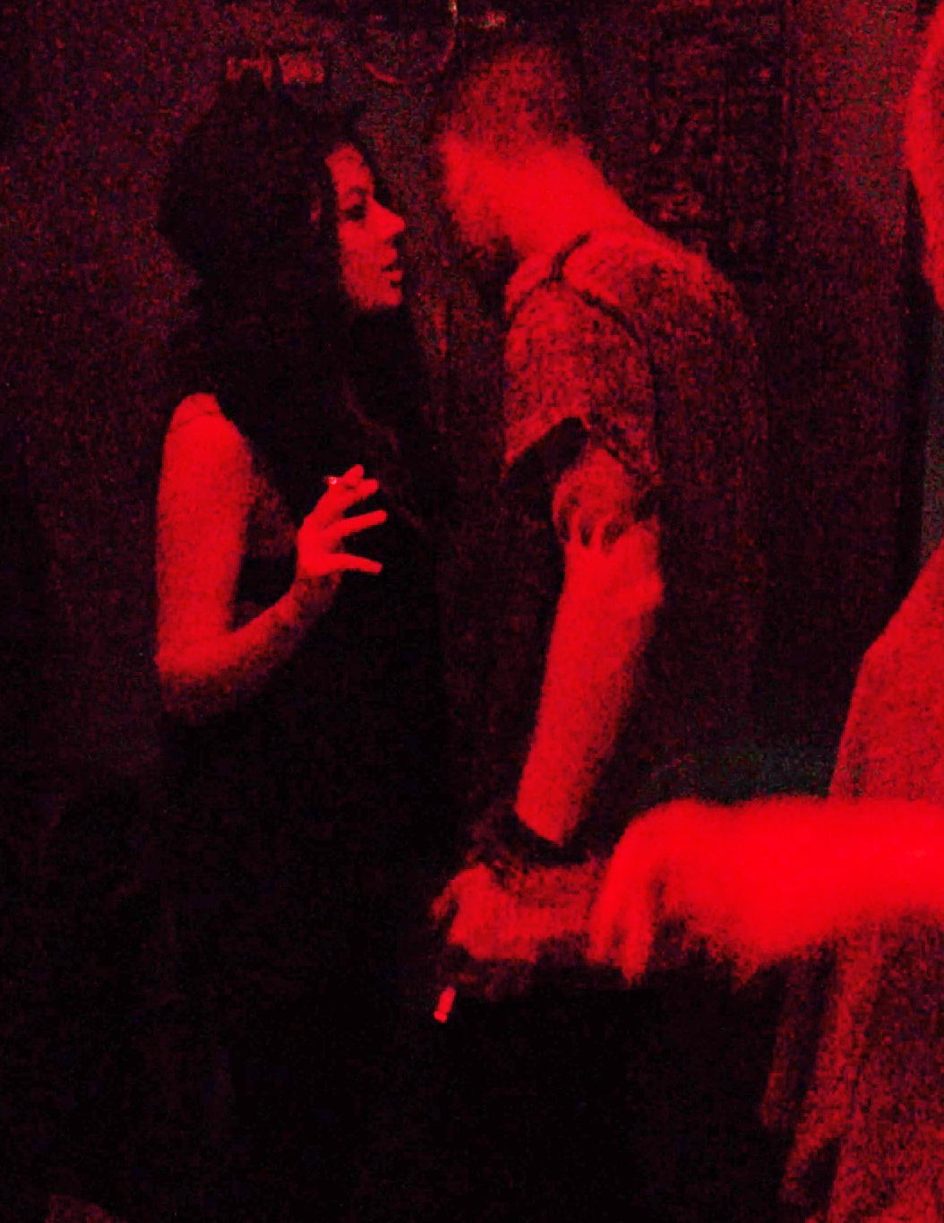 Matteo, iubitul ei, se numara printre putinii care au privilegiul de a se bucura de frumusetea brunetei