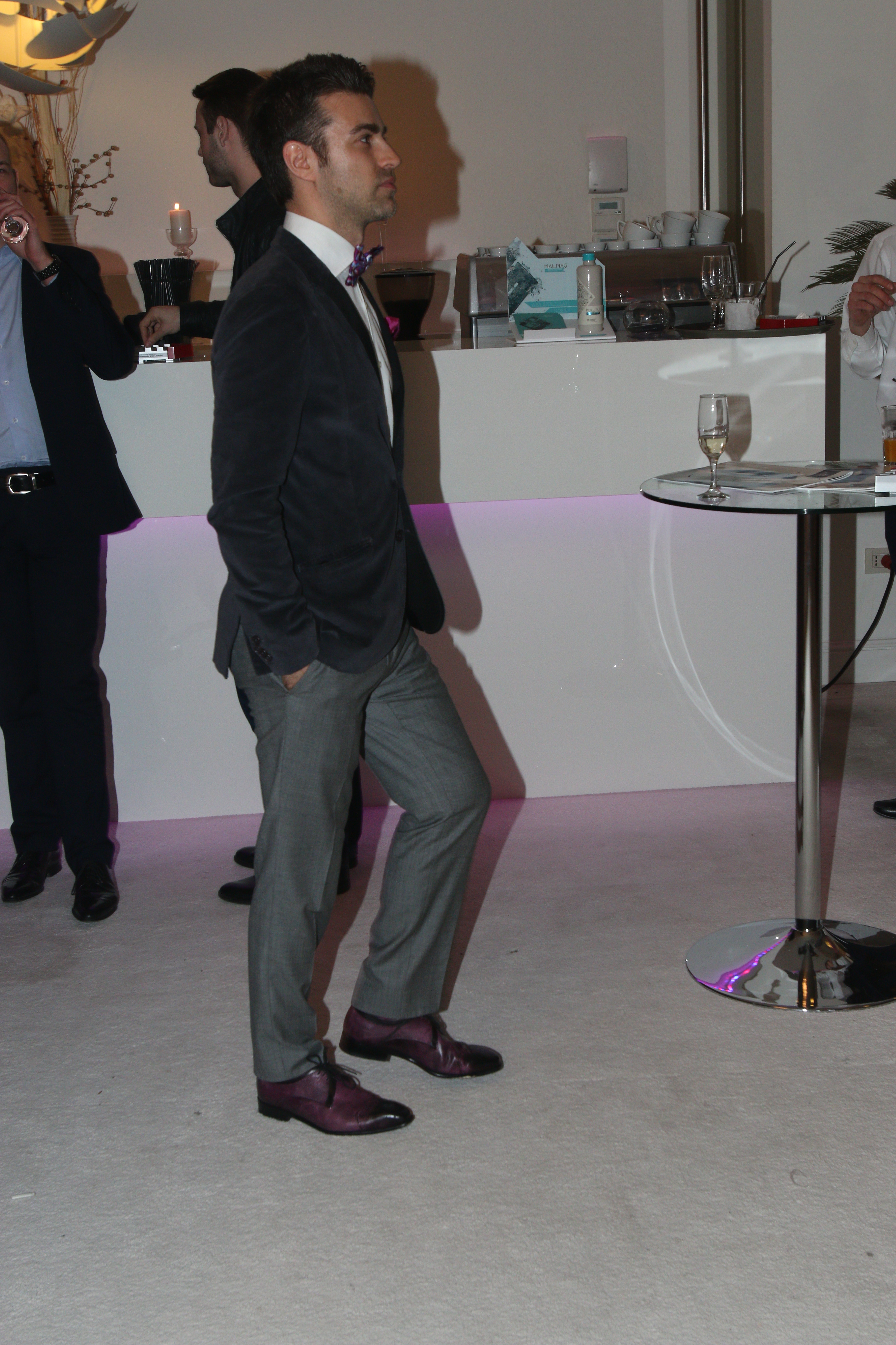 Afaceristul a plecat acasa imediat ce s-a terminat prezentarea de moda