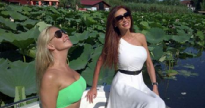 Bianca si Vica s-au imprietenit acum doi ani, la filmarile emisiunii 