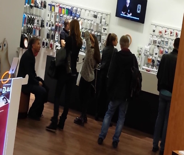 Dan Petrescu si fetele - 5