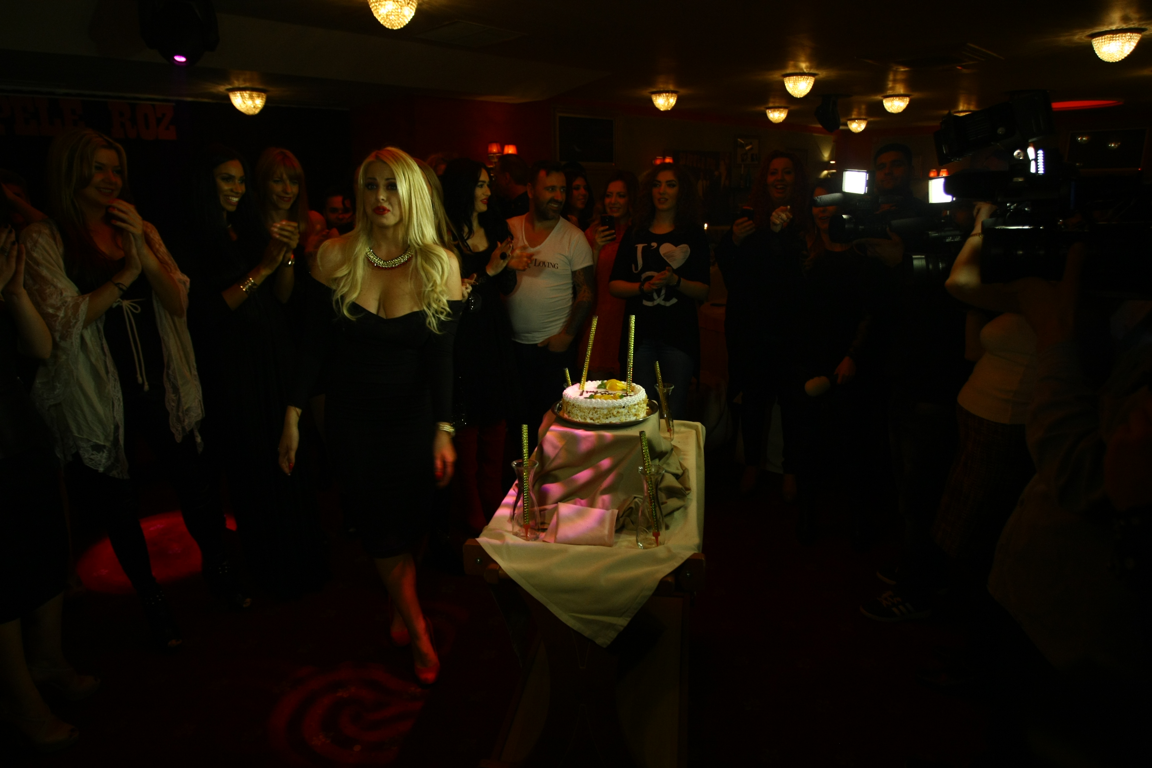 Roxana si-a serbat miercuri ziua de nastere