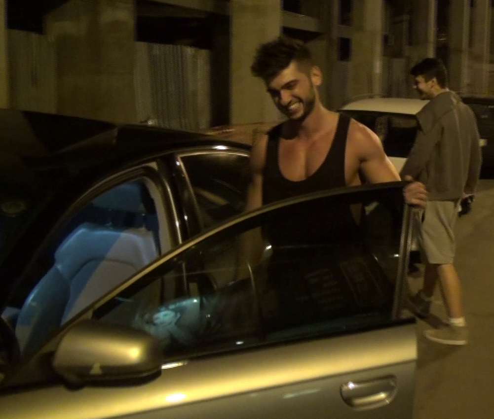 Dorian a iesit de la sala cu muschii pe-afara